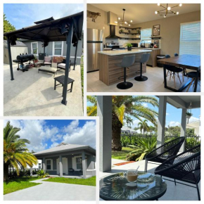 Wynwood Miami House, Sleeps 8, Gazebo, BBQ, Washer & Dryer, Coffee Station